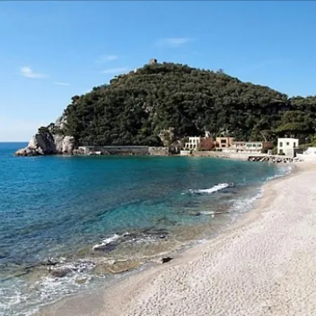 Apartment Arma Delle Manie *