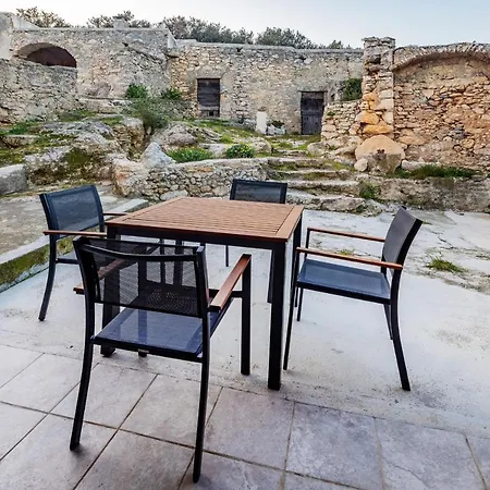 Apartment Arma Delle Manie